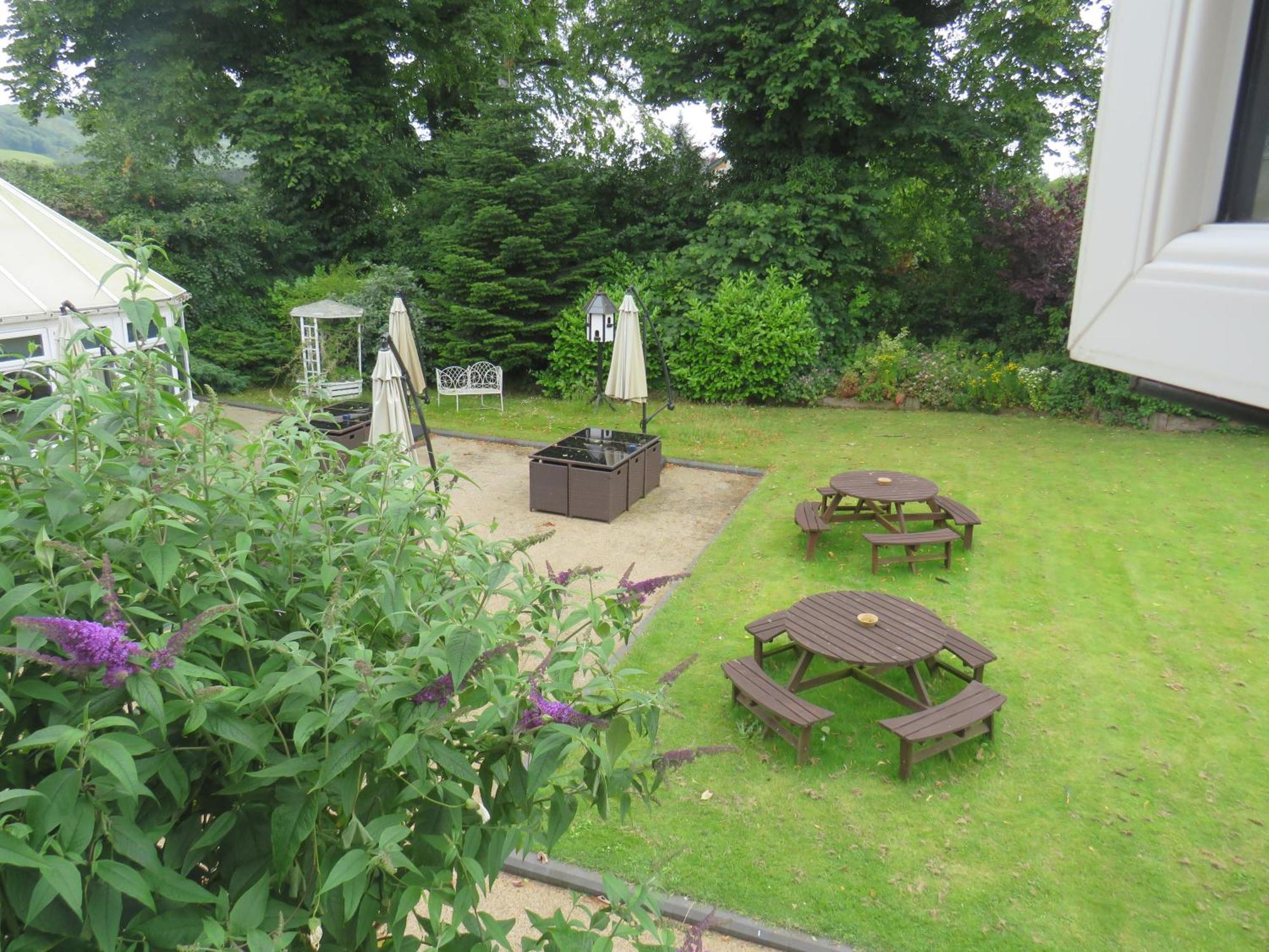 Ganton Greyhound Inn エクステリア 写真